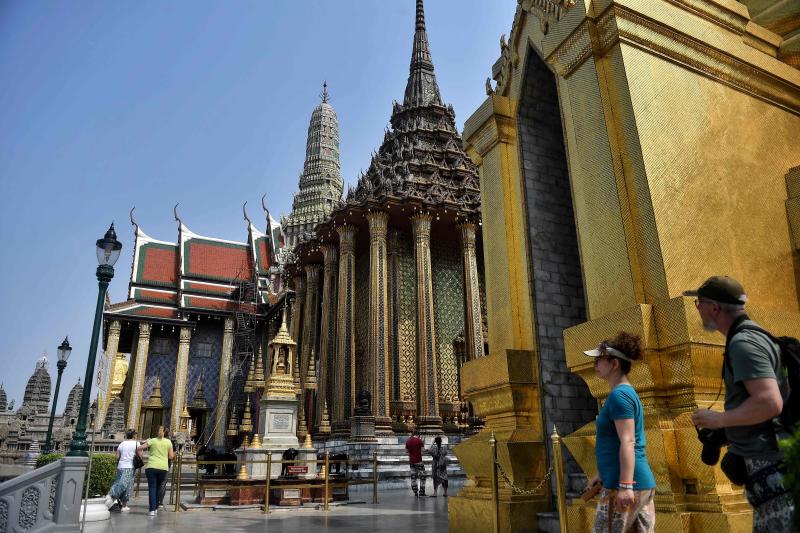 Popular Places Of Bangkok For Visitors To Stay - High Road Travel